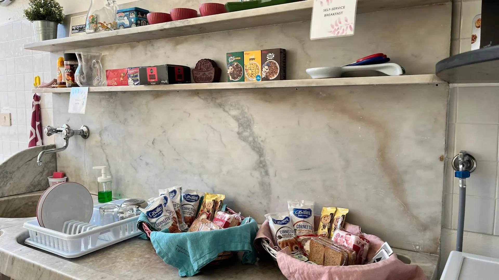 B&B Ligustico Genua Bed & Breakfast